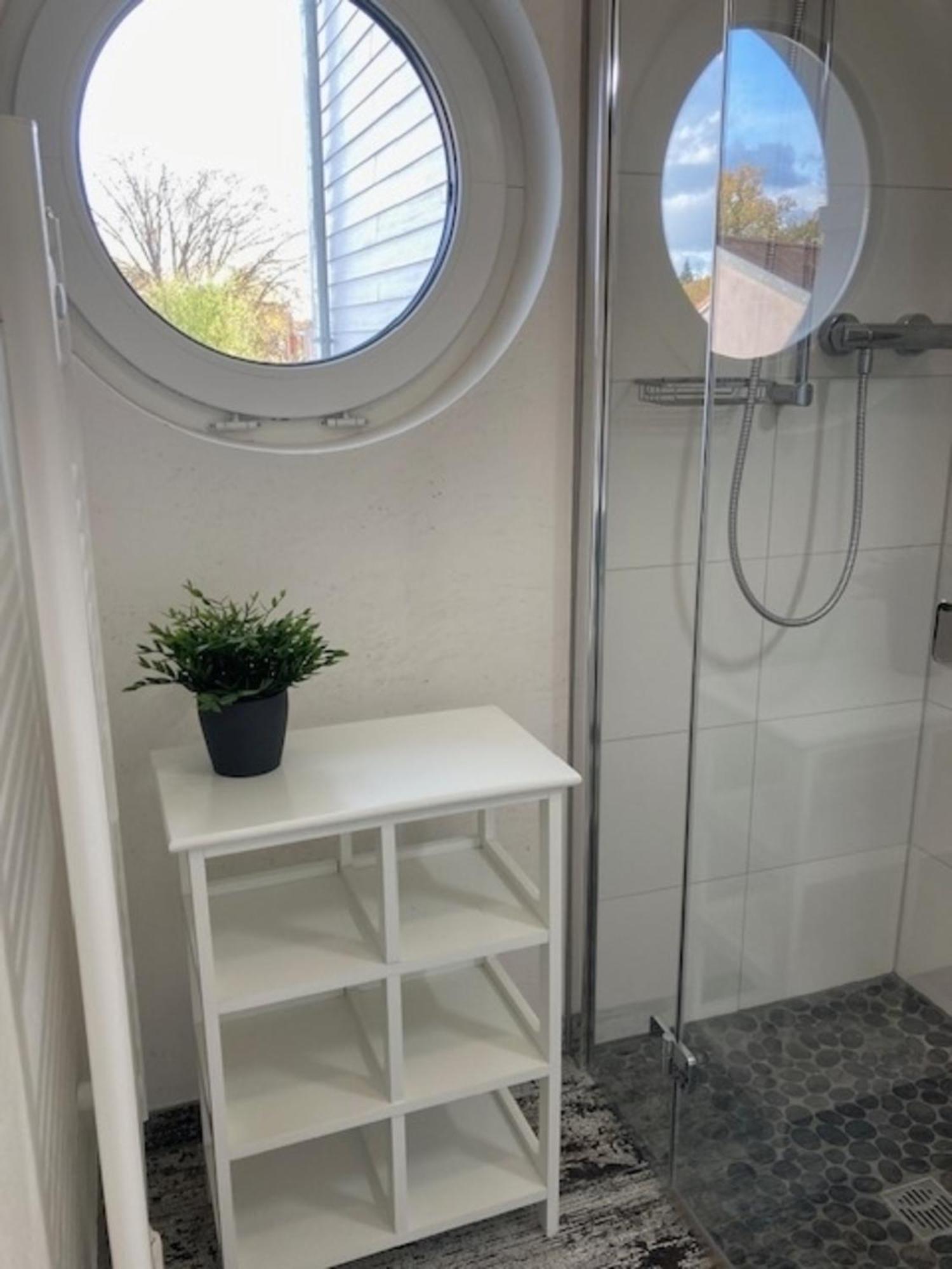 4 Appartement *